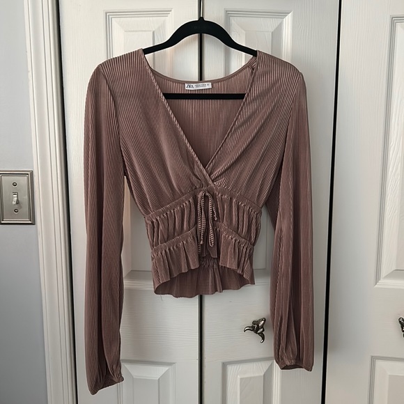 Zara silky top - Picture 1 of 2